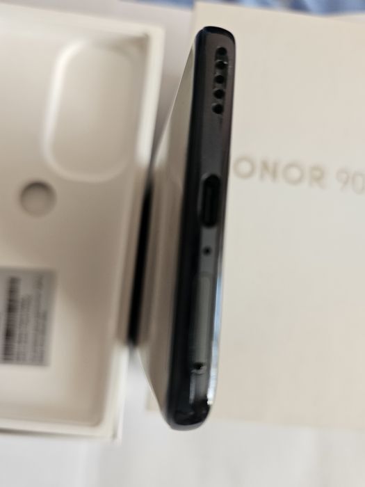 Honor 90 (impecabil)