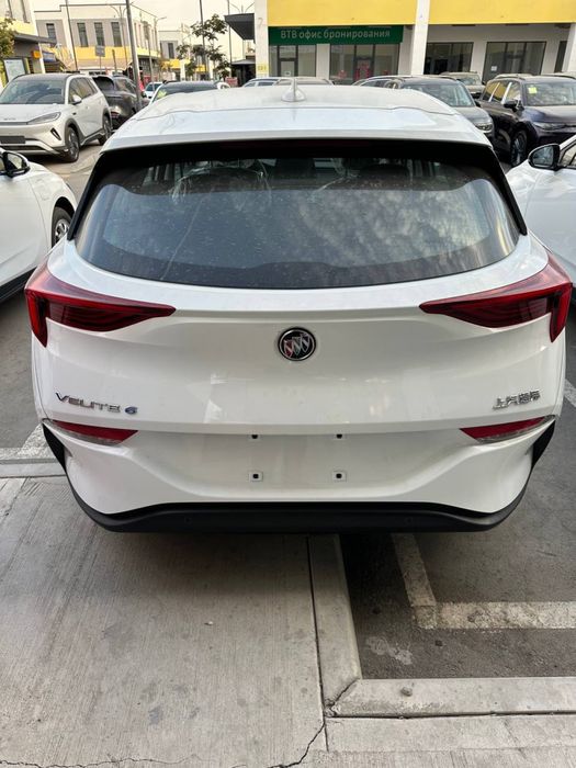 Buick velite 6