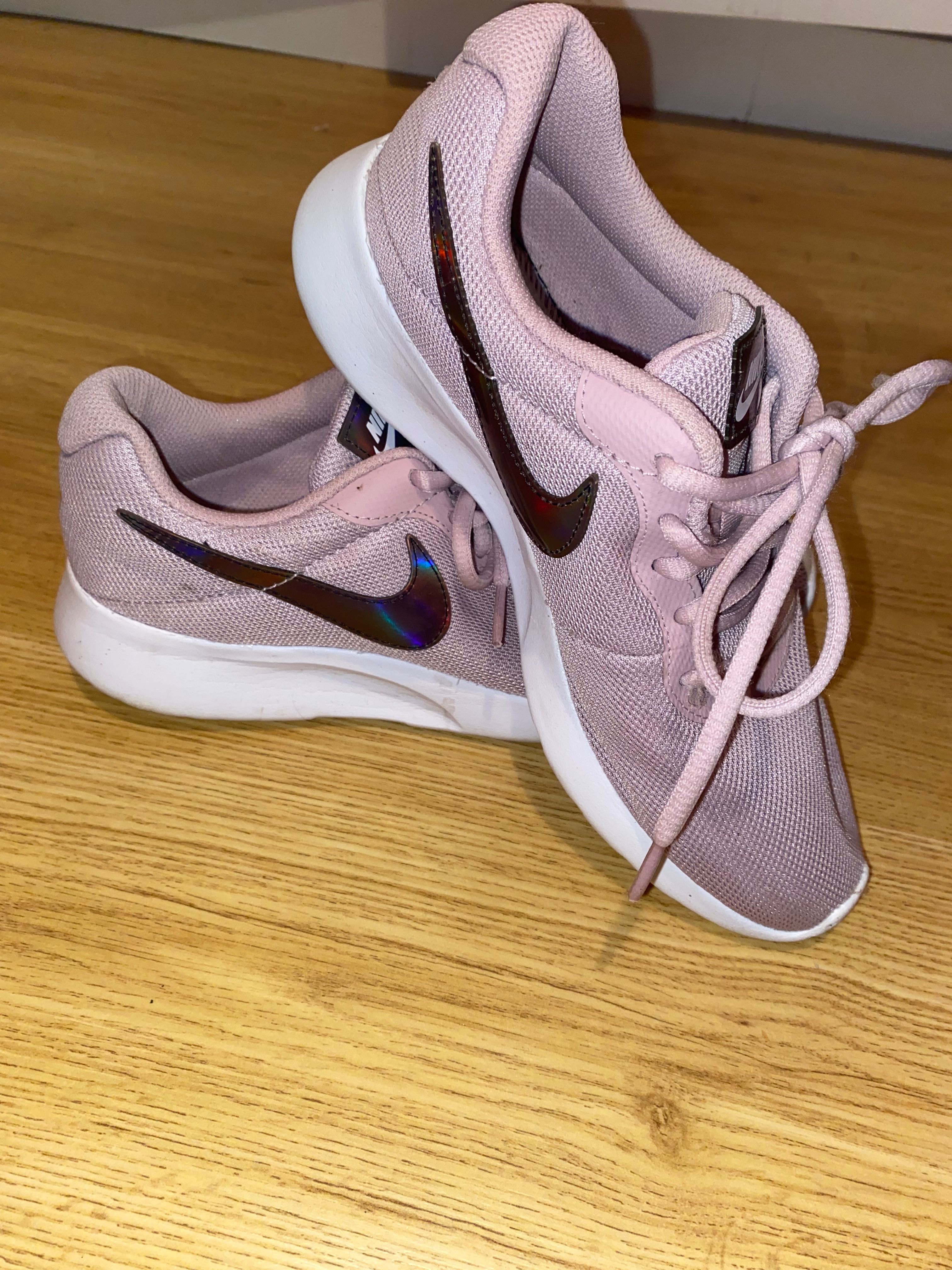 Nike roz dama 37.5