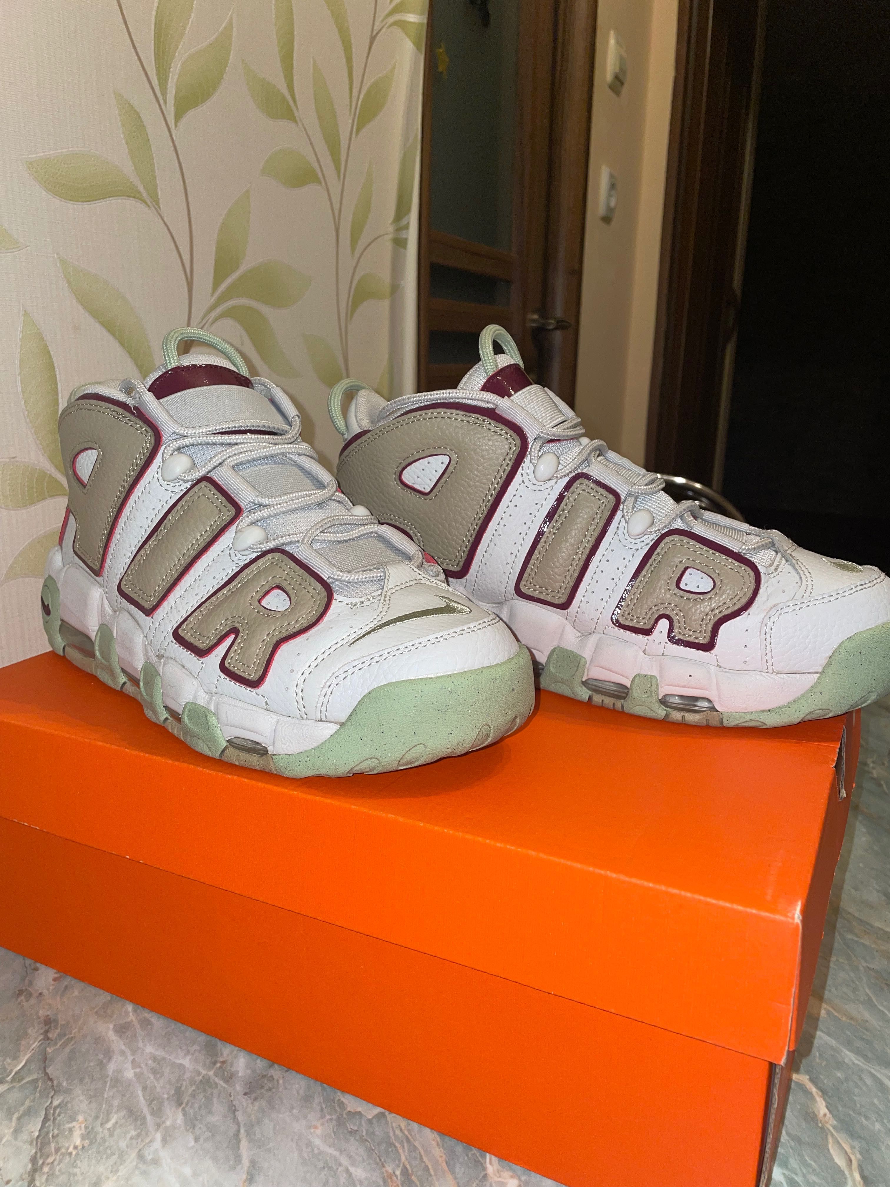 Nike Air More Uptempo Wfl | Light Bone Alligator