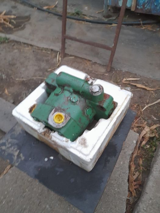 Vand pompa hidraulica