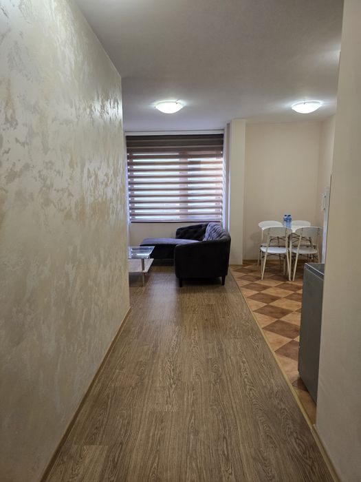 Тристаен апартамент в центъра на Пловдив