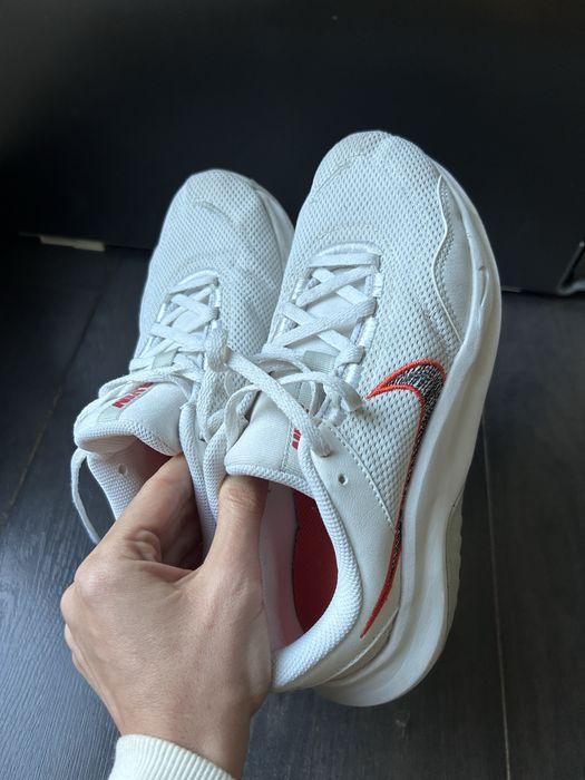 Маратонки Nike 39 номер