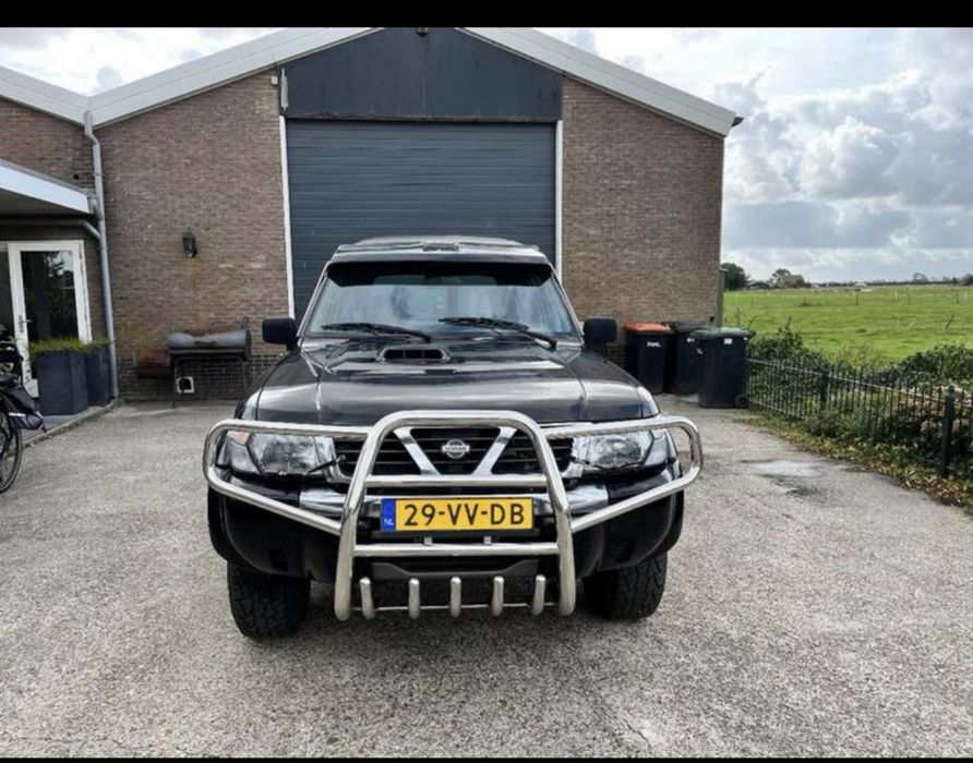 Nissan Patrol 3.0 Diesel cu carte de Ro N1