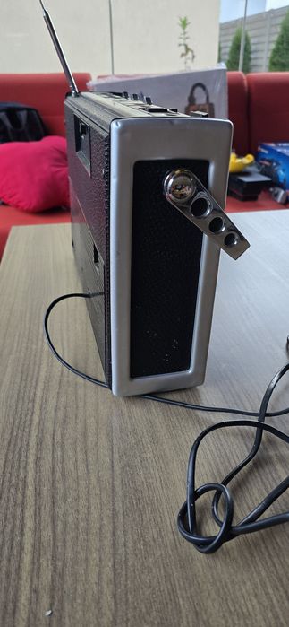 Radio casetofon Lehnert SCR-3030 pentru restaurare