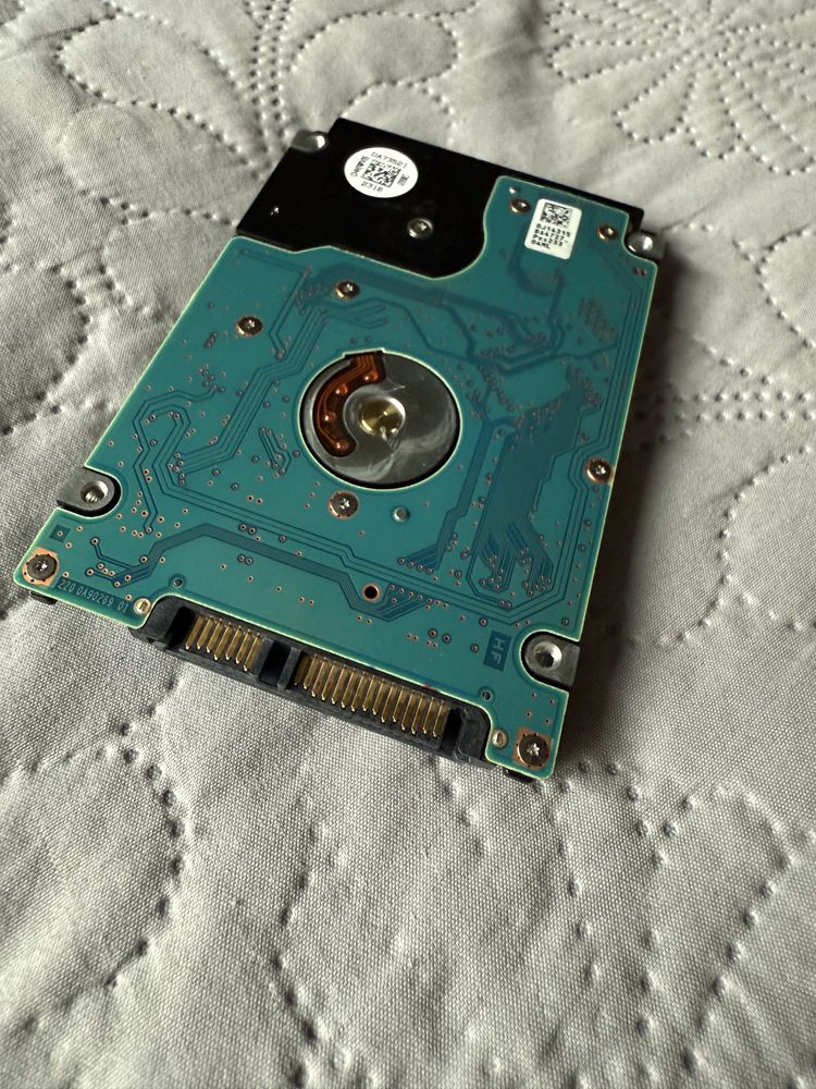 Хард Диск Hitachi Travelstar 5K750 640 GB 2.5 Inch