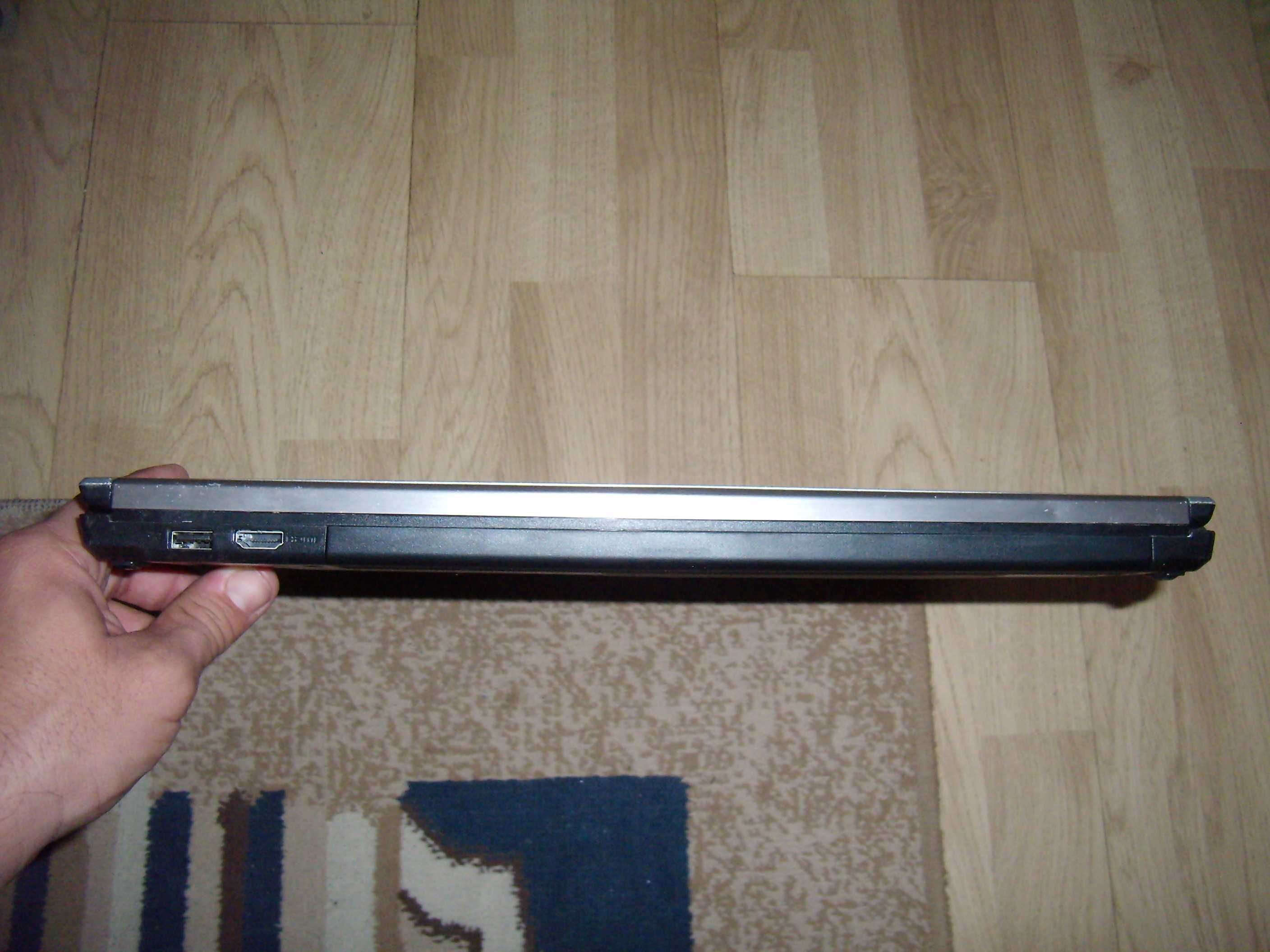 Fujitsu Siemens E756  15.6" Full,Core i7-6500,12GB,500GB,4+