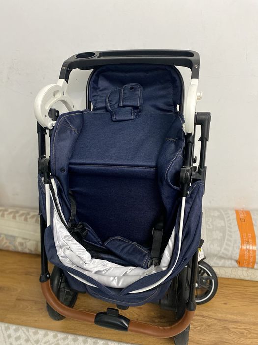 Продается почти новая коляска ТЕКНУМ А10