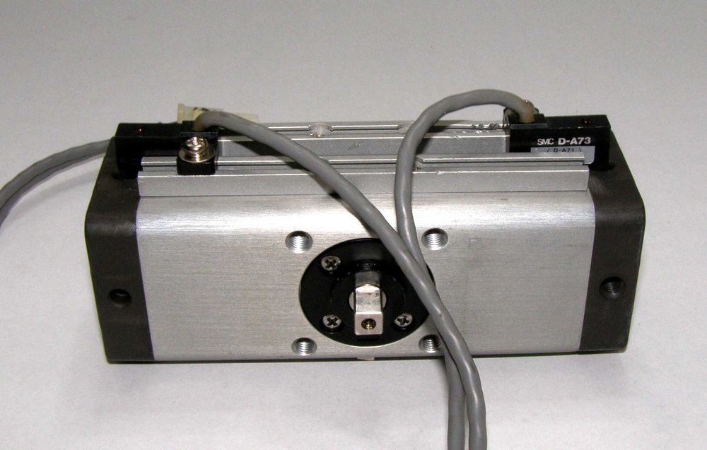 Actuator rotativ pneumatic SMC Rotary Actuator CDRA1BW30