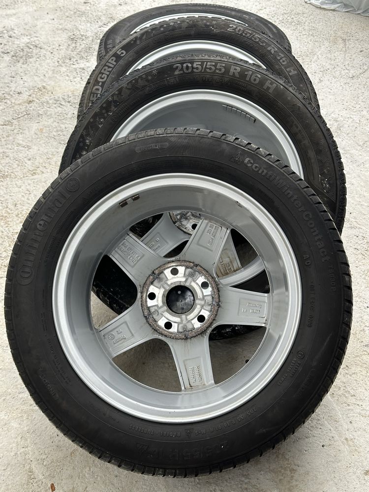 Jante aliaj VW Golf cu cauciucuride iarna ( 205/55 R16 )