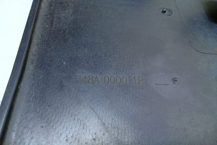 Scut punte spate 748A00001R Renault Laguna a 3-a generatie