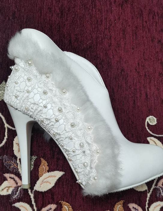 Продам полусапоги новые