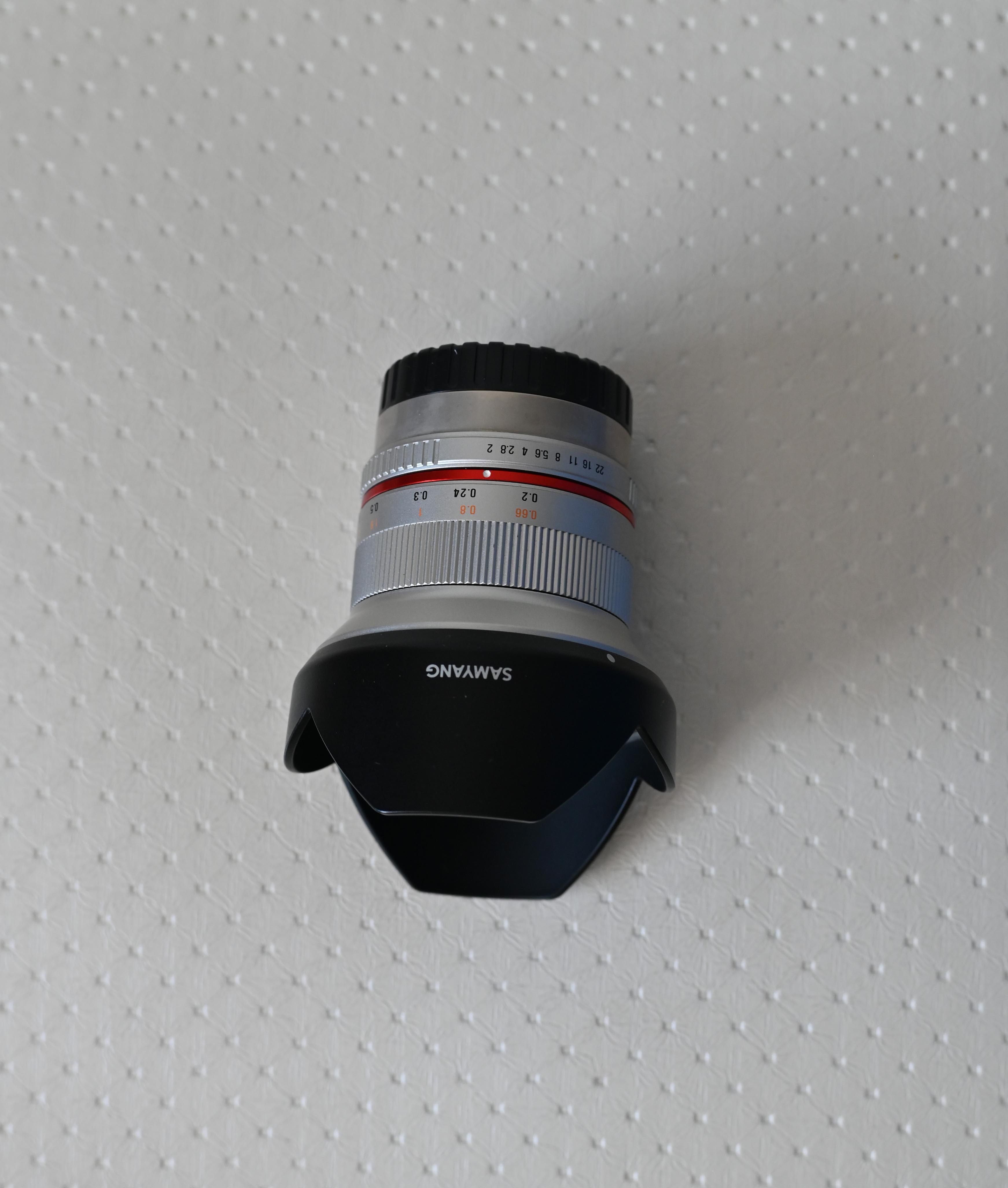 Samyang 12/2.0 для FUJI