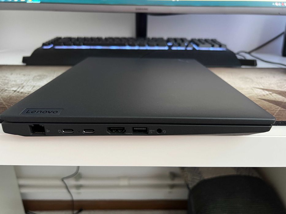 Lenovo ThinkPad T14 AMD Ryzen 7-Pro 32 Gb ram-DDR5 1Tb-SSD