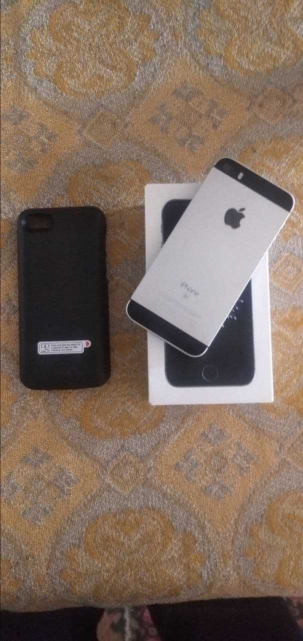 iphone se 1 va poverbank chehol