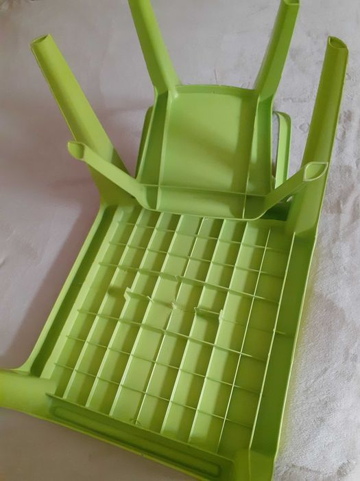 Măsuță și scaunel