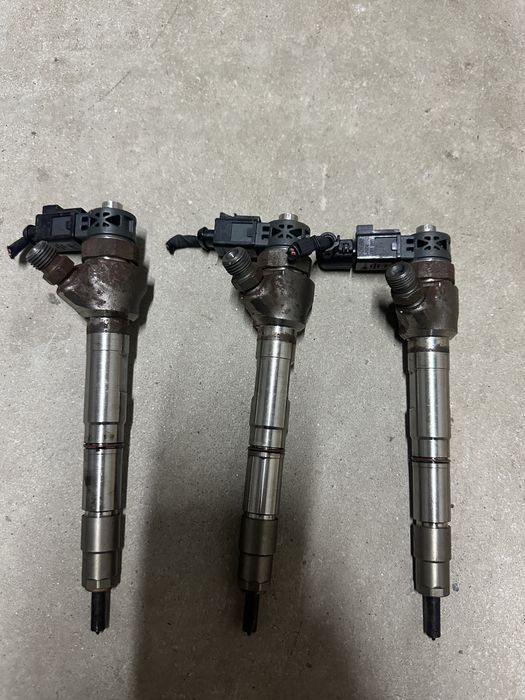Injectoare VW, Audi, Skoda 2.0 tdi cod 04L130277AE