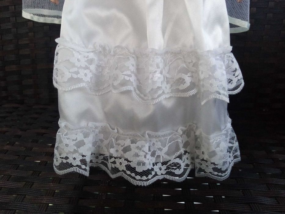 Колекционерска порцеланова кукла - булка