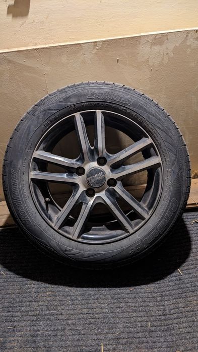 Комплект дисков с резиной