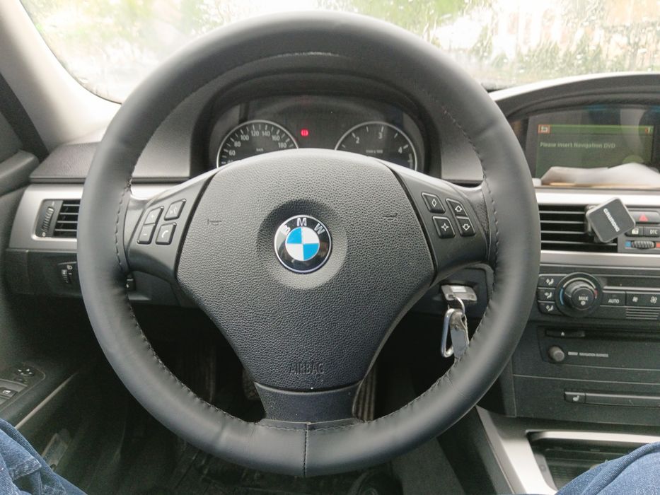 Montez huse volan autoturisme, autoutilitare, camioane/tir-uri