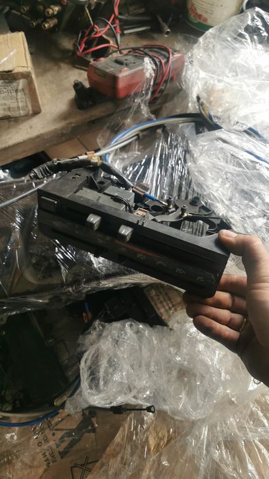 Регулятор печки Тойота хайс 106 оригинал привозной