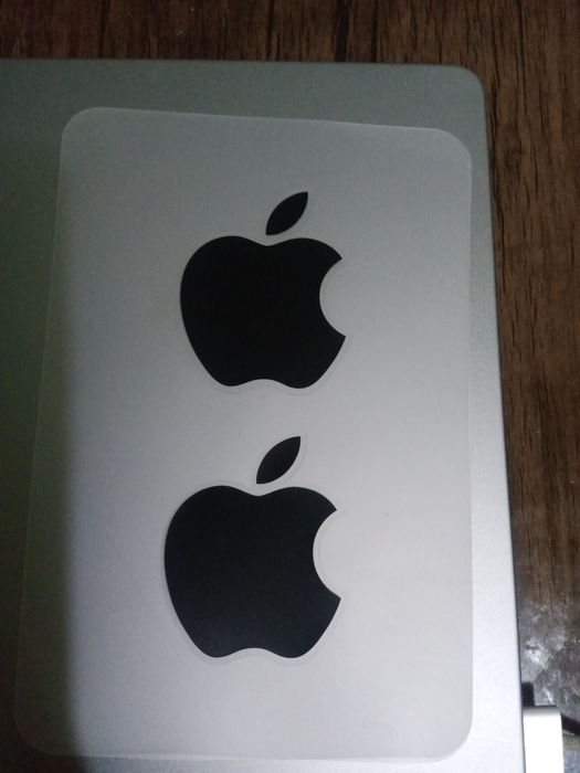 Apple Sticker  2 dona
