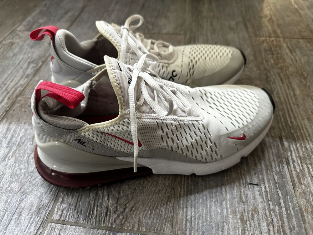 Nike Air Max 270