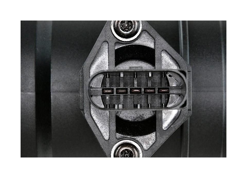 Debitmetru aer Volkswagen Passat B5 1996-2005 06B133471A