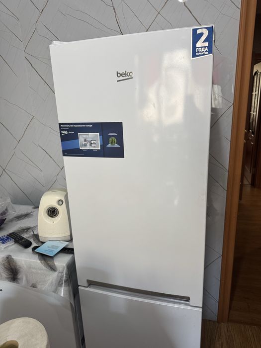 Продам новый холодильник