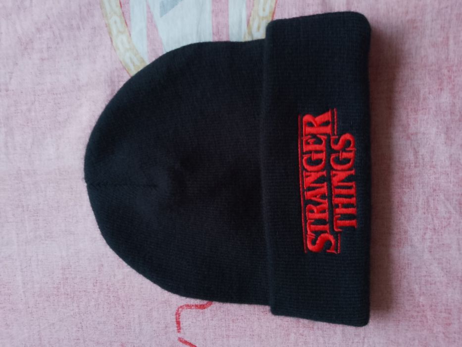 Caciula Stranger Things