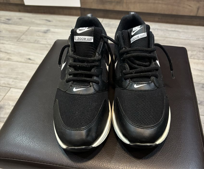 Маратонки Nike zoom air