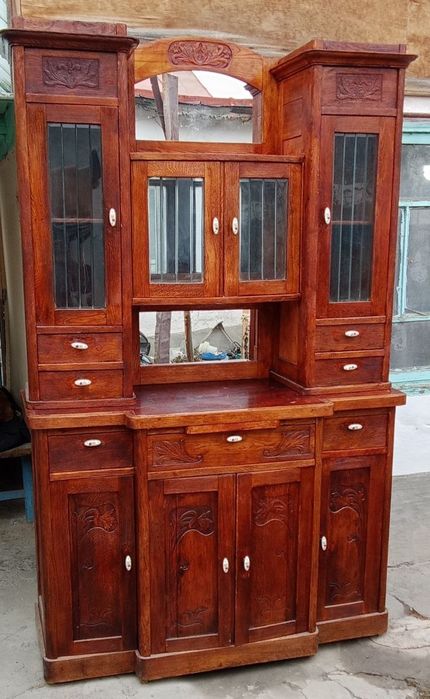 Шкаф - Антикварный буфет (50-х годов))