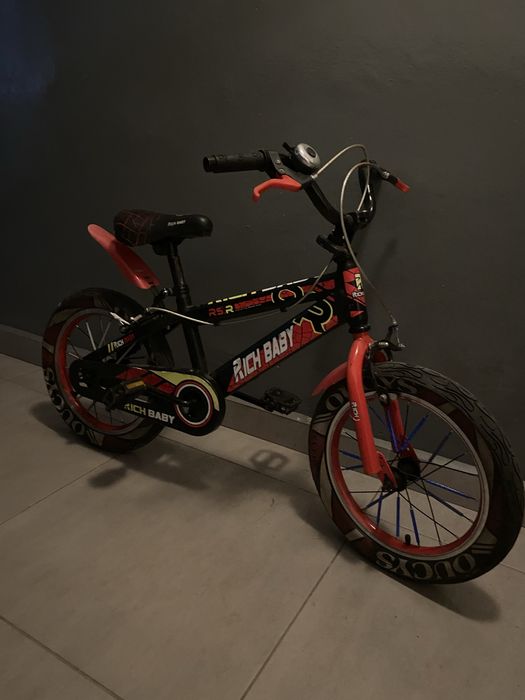 Vand bicicleta pentru copii