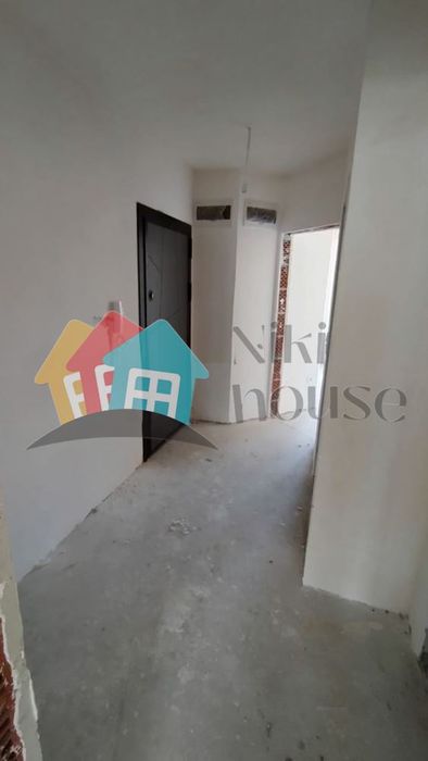 Продава се Тристаен апартамент в Варна, Аспарухово - 100 кв.м за 1320 €/кв.м - Снимка #4