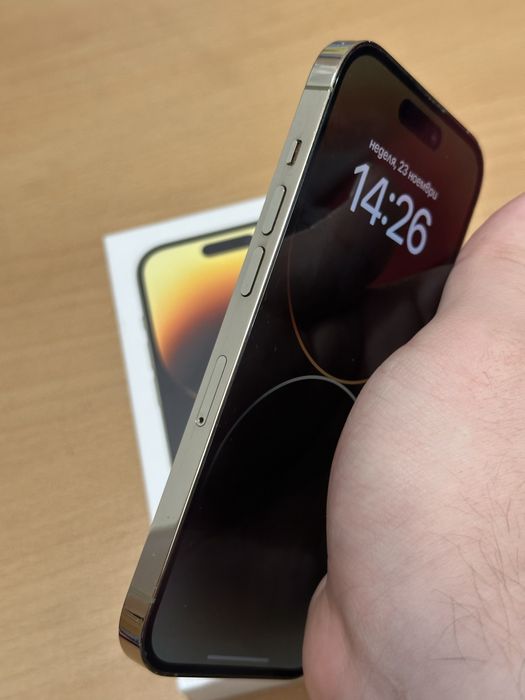 iPhone 14 Pro - Gold - 256 GB - Много запазен!