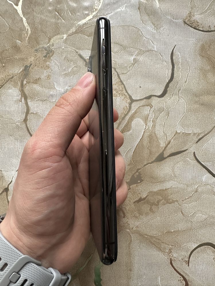 iPhone 11 Pro Max Grey ca nou de piese/ recarosare