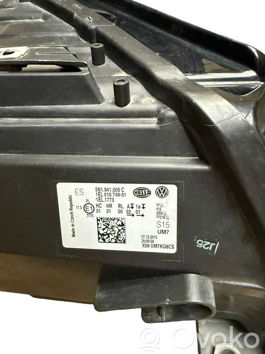 Far Stanga Volkswagen Tiguan 5N Cod 5N1941005C