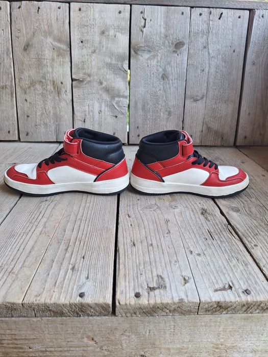 Papuci Champion nr. 38