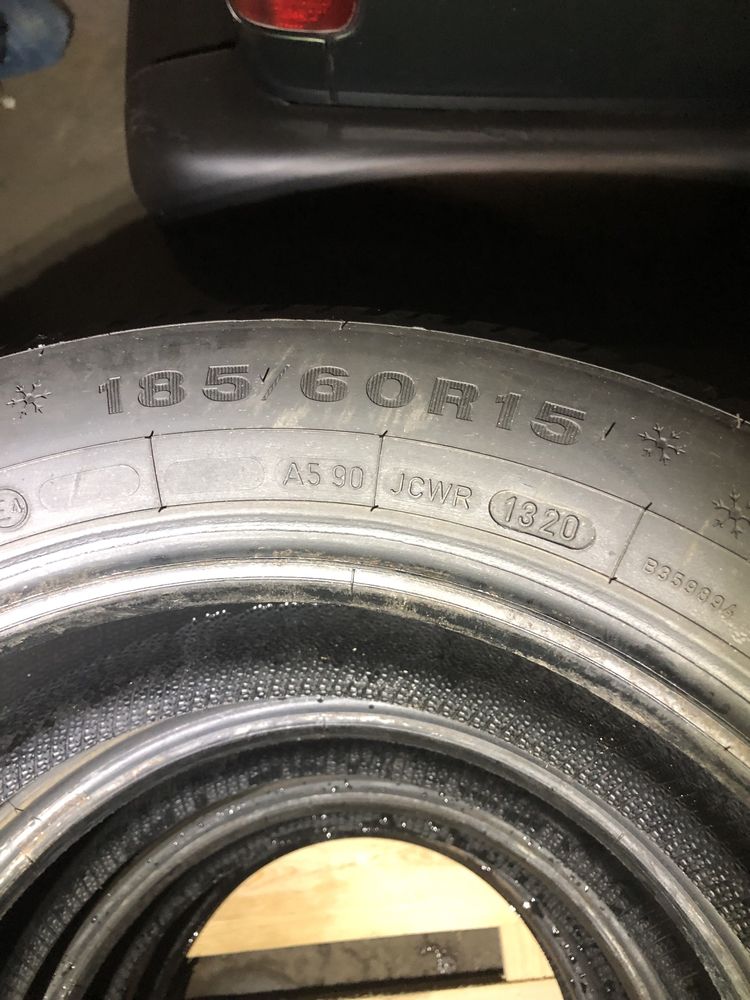 185 60 r15, DOT 2020 Dunlop,Зимни