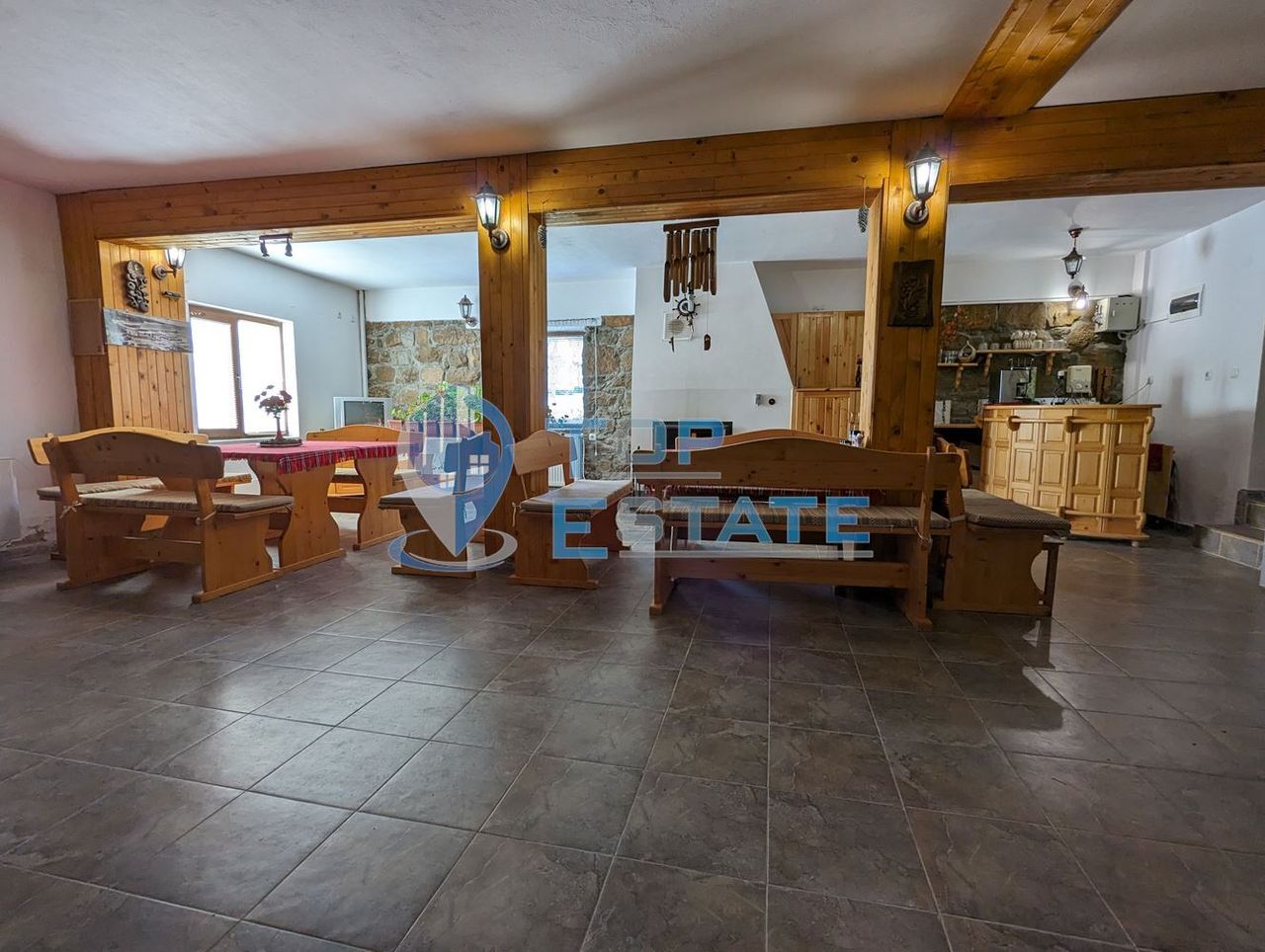 Продава се Къща в Трявна - 220 кв.м за 682 €/кв.м - Снимка #1