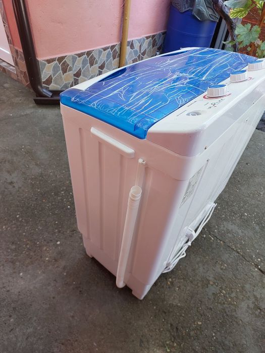 Vând mașină de spălat semiautomată,nouă. Doar in Brăila.