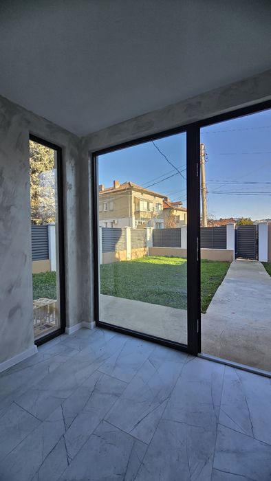 Продава се Къща в Горна Оряховица - 100 кв.м за 1350 €/кв.м - Снимка #11