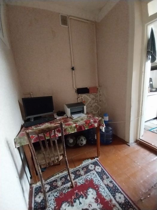 Ижарага куйилади Хокимиятни олдида ижара уй борятни олдида