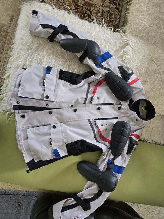 Costum moto LOVO all seasons