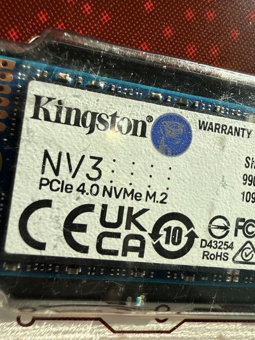 SSD Kingston 4TB in garantie, sigilat, PCIe 4.0 NVME