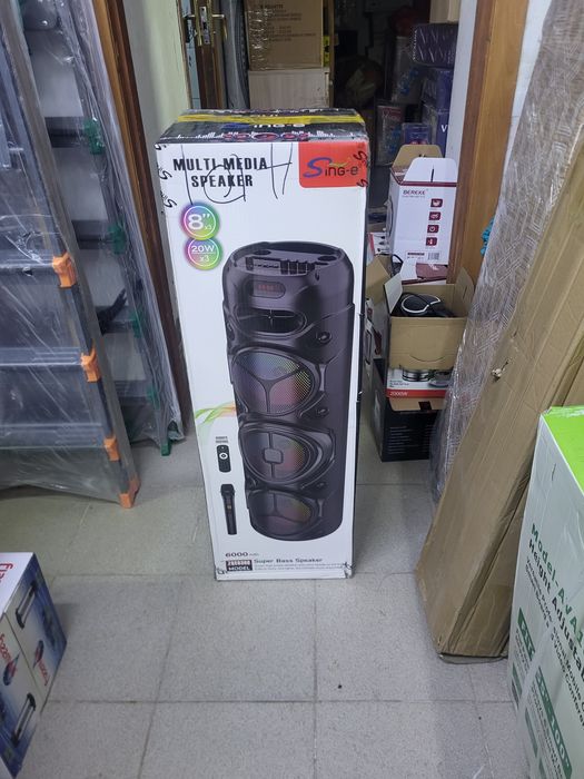 Блютуз колонка. Колонки переносные. Портативная колонка. Музыкальная