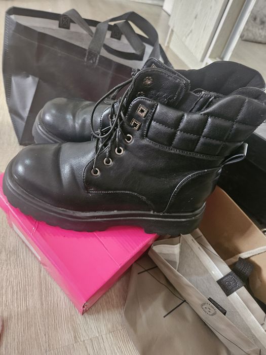 Ботиночки новые 40 размер