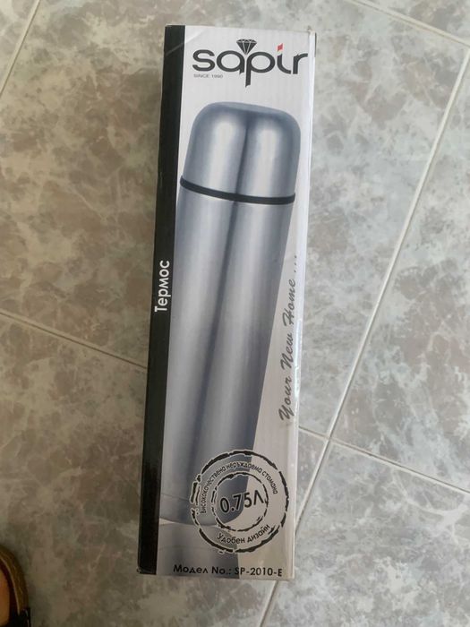 продавам термос  с спициална торбичка