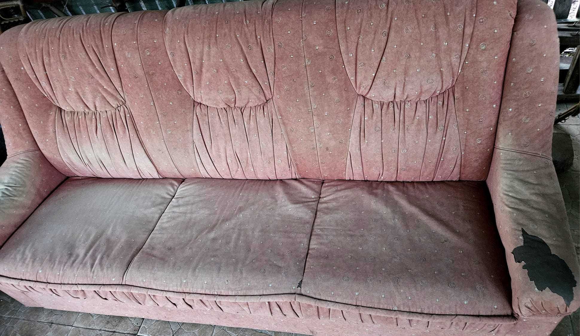 Canapea extensibila cu saltea tip relaxa