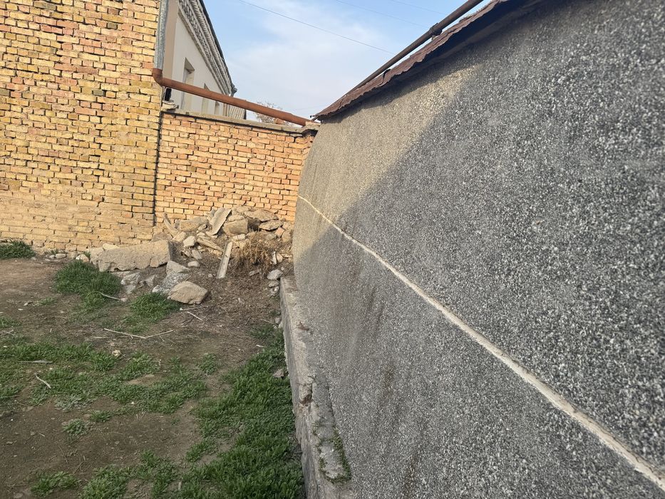 Bekobod tumani. Zafarda 4 so’tixli xovli sotiladi